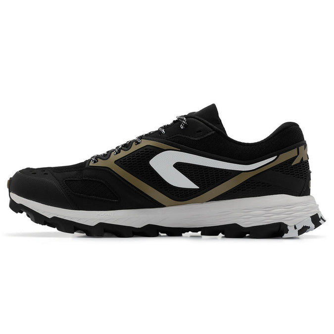 XT7 men s trail running shoes black and bronze Decathlon KSA